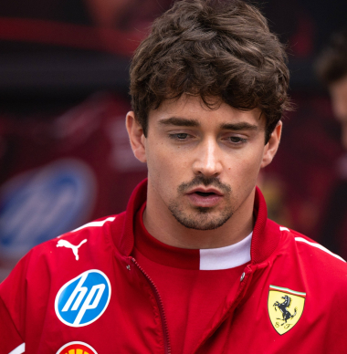 Leclerc stomverbaasd na boordradio: "Heb een stoel vol water, echt vol water!"