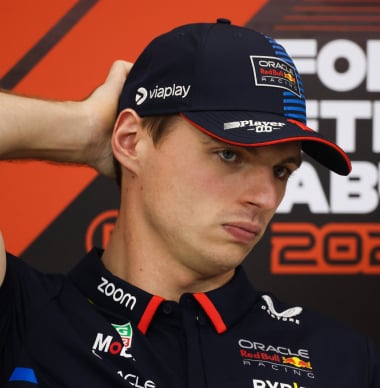 Verstappen dichterbij raceban: twee strafpunten op superlicentie na Piastri-moment