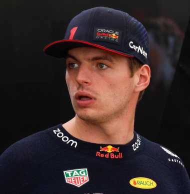 Verstappen slaat toe en wint laatste race Real Racers Never Quit: Lulham kampioen