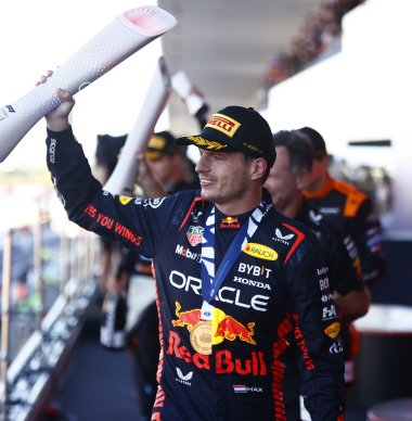 Dit is hoeveel Red Bull heeft moeten betalen voor superlicentie in carrière Verstappen