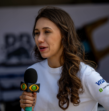 Coureurs Racing Bulls en Williams betrokken bij knullige crash in vrije training F1 Academy