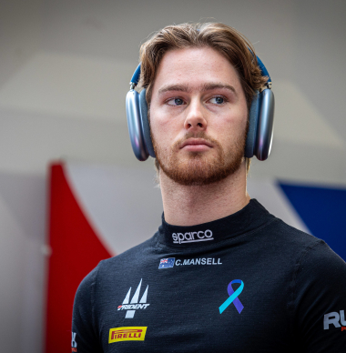 Update: Vervanger van F2-coureur Mansell aangekondigd na onverwachtse pauze