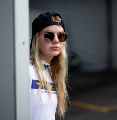 Emely de Heus: 'Deze bochten maken Zandvoort zo bijzonder en spannend' | GPFans SIMply Lovely