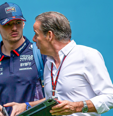 Vermeulen eerlijk over gesprekken Mercedes en McLaren: "Feit is dat Verstappen het snelst is"