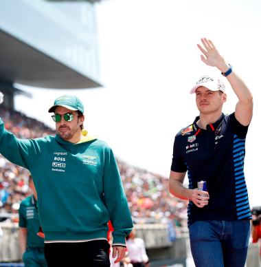 Los aficionados NO PUEDEN CREER lo que dijo Alonso sobre Verstappen