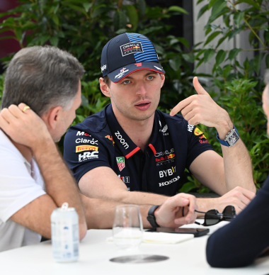 VIDEO | 'Verstappen zat één op één met Mercedes', Red Bull geeft Ricciardo tot zomerstop | GPFans News
