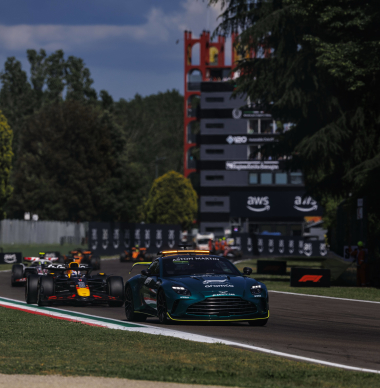Wurz legt uit waarom safety car bij Antonelli wél logisch was: "Goede beslissing"