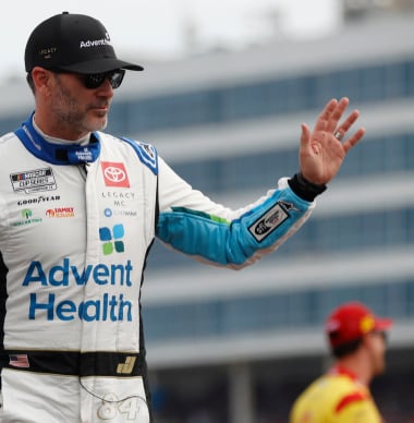 NASCAR legend makes official announcement on future