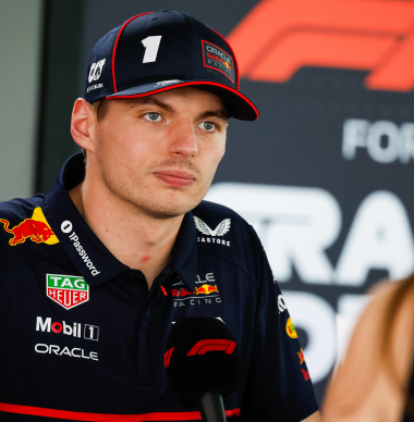 Van Haren ontkracht geruchten over exit-clausule Verstappen