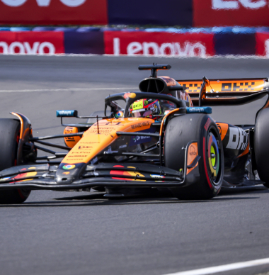 Koop een (duur) stukje toekomst: McLaren veilt nog ongereden F1-bolide