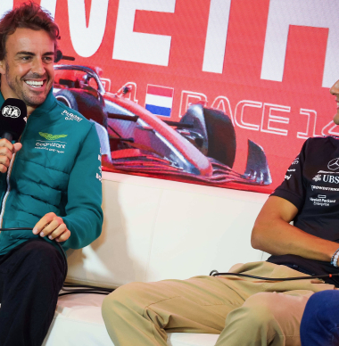 Alonso se ACERCA a Mercedes
