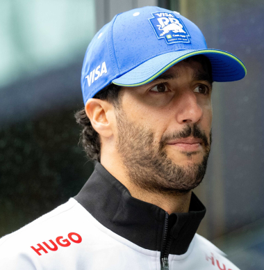 Red Bull star reveals Ricciardo 'CONTROL' following team rivalry