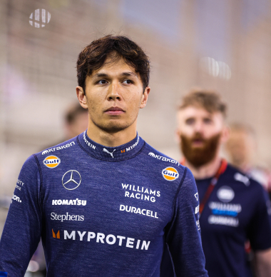 VIDEO | 'F1 krijgt toch geen GP van Chicago', Albon verlengt contract en Imola past baan aan | GPFans Recap