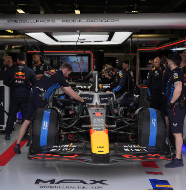 EXCLUSIVE: F1 Season too long for mechanics, not drivers, claims champion