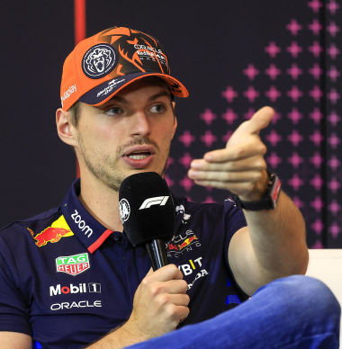 Verstappen ATACA a la Fórmula 1