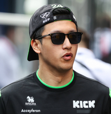 Dit zijn de reservecoureurs van de tien teams voor het F1-seizoen 2025