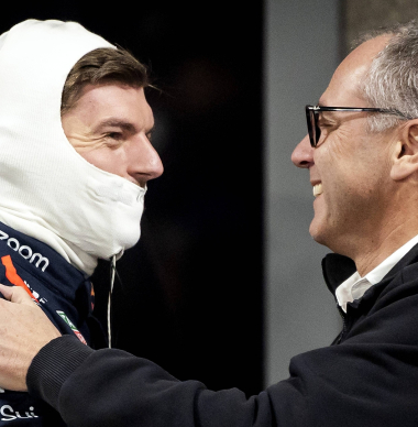 F1 CEO Domenicali over Verstappen: 'Logisch dat hij om zich heen aan het kijken is'