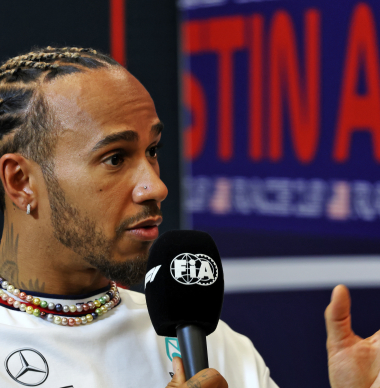 Hamilton sluit kinderen voorlopig uit: "Op dit moment heb ik er geen tijd voor"
