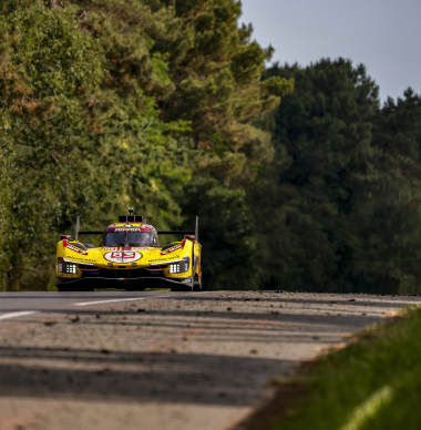 Ferrari wint 24 uur van Le Mans met Kubica, Porsche maakt podium compleet