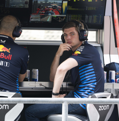 Verstappen legt uit waarom hij niet boos wordt op Red Bull: "Niet altijd even gemakkelijk"