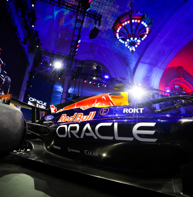 Red Bull bespreekt legaliteit eigen power unit en Mercedes-motor: "Ik heb er vertrouwen in"