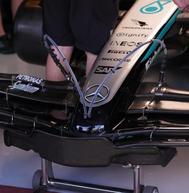 Mercedes en Ferrari kwamen met prototype 2026-vleugel naar Pirelli-test in Abu Dhabi