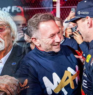 Ecclestone onthult oorspronkelijk plan Horner: 'Hij wilde eigenaar van Red Bull Racing worden'