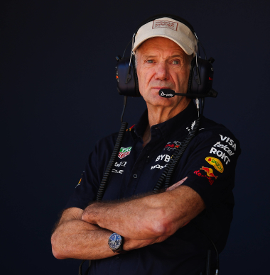Newey geeft update over toekomst: "Ik ga geen snelle beslissing nemen"