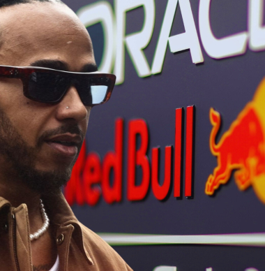 F1 Today: Lewis Hamilton sent BRUTAL warning as Red Bull confirm surprise late exit