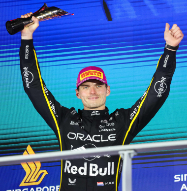 Verstappen verwacht veel van Mercedes in 2026: "Vooral wat de motor betreft"