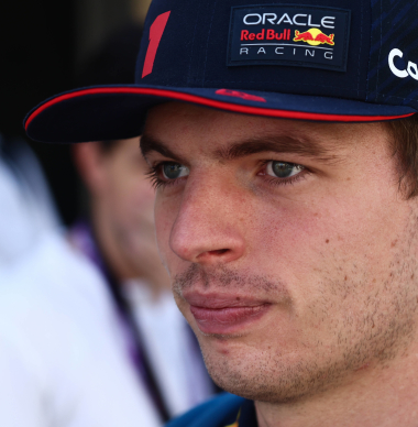 Verstappen blikt terug op dominantie Mercedes en 'frustrerende' partymode