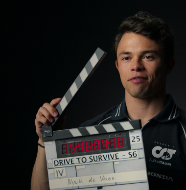 Drive to Survive S6: Eigen aflevering De Vries, geen aandacht voor recordjaar Verstappen