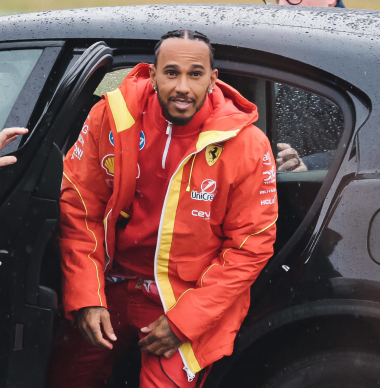 Hamilton reveals 'yapping' hotel room hangout with A-list STAR
