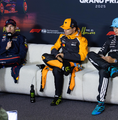 Verstappen en Norris gevraagd naar vrachtwagens op de baan: "Je bent dom als je dan crasht"