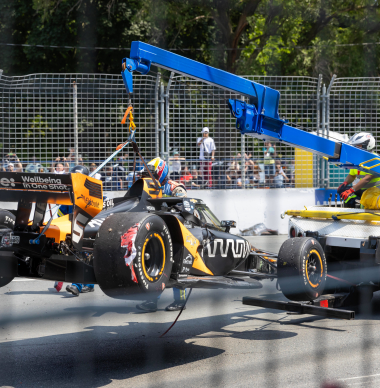 VIDEO: IndyCar opgeschrikt door megacrash in Toronto