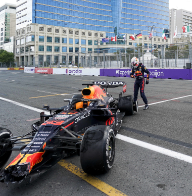 Vier van de meest spectaculaire momenten tijdens de Grand Prix van Azerbeidzjan