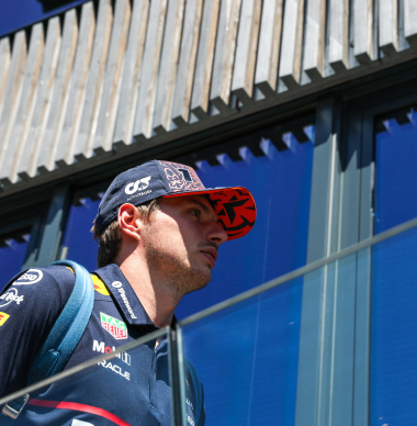 Verstappen teleurgesteld in RB21: 'Dat mag geen excuus zijn, het was een slechte dag'