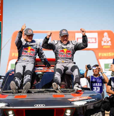 Dakar 2024: Sainz pakt vierde Dakar-zege, grote verrassing voor vrouwelijke coureur bij buggy's