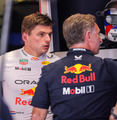 Horner reveals F1 contract problem as Verstappen Red Bull future uncertain