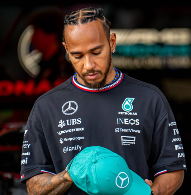 El PENOSO golpe de Hamilton a Mercedes