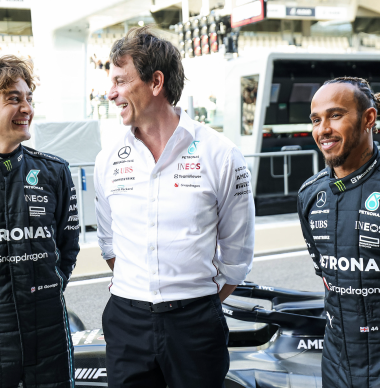 Il tradimento della Mercedes nei confronti di Lewis Hamilton: "C'è un pilota più forte di lui"