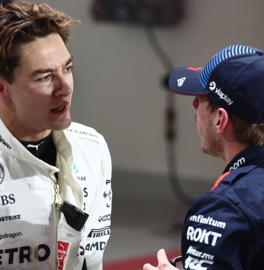 Ted Kravitz kent ongemakkelijk moment na grap over Russell voor Mercedes-garage