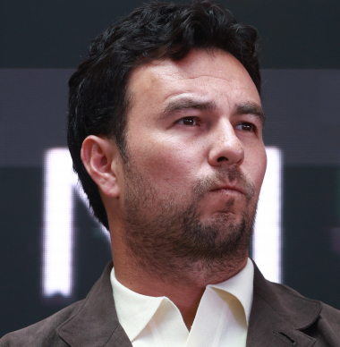 ÚLTIMA HORA: Cadillac ADMITE charlas con OTRO piloto para el asiento de Checo Pérez