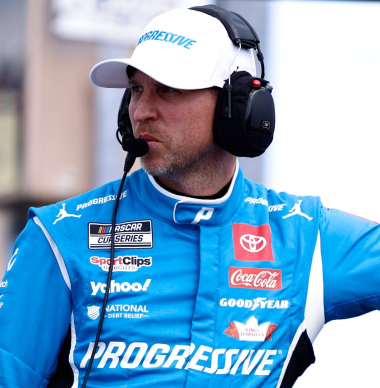NASCAR star Denny Hamlin takes thinly-veiled DIG at Team Penske after illegal car drama