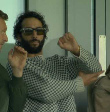 Ricciardo duikt plots op, maar het is niet waar je hem verwacht: "Wtf doet hij daar?"