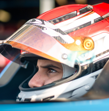 El mexicano Santiago Ramos destaca en el inicio de la Fórmula 3