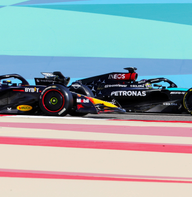VIDEO | Mercedes F1 wil graag uitnodiging van Red Bull Racing
