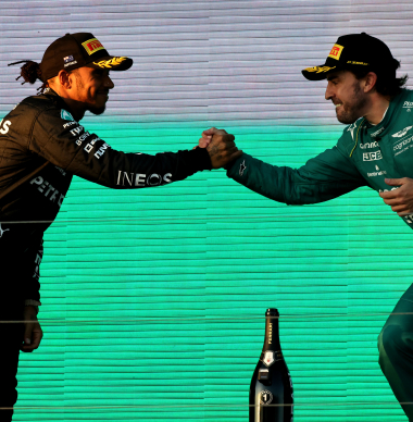Mercedes cambiaría su transmisión y beneficiaría a Aston Martin