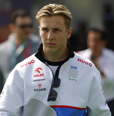 Lawson vergelijkt Red Bull-bolide met Call of Duty: "Je gaat alle kanten op"