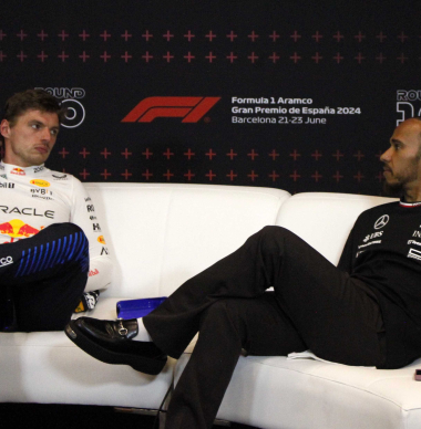 WATCH: Hamilton makes first move to repair fractured Verstappen relationship